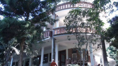 Cottage by the River in Gurugram, India Designe and Built by the Architect Vani Bahl, Bhooma Homes.